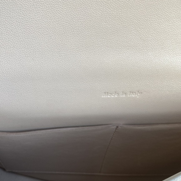 CELINE medium trotteur leather crossbody bag - Picture 4 of 6